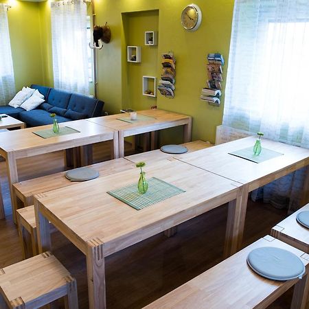 Hostel Hisa Na Travniku Dob Kültér fotó